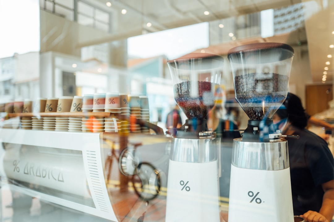 Skuteczny plan marketingowy dla sklepu w centrum handlowym – jak go stworzyć?