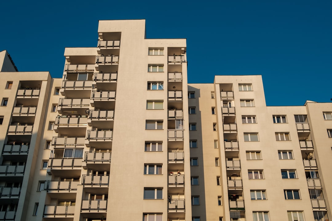 Raporty Gratki o cenach mieszkań